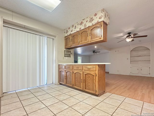 3923 Maxine, San Antonio, TX 78228