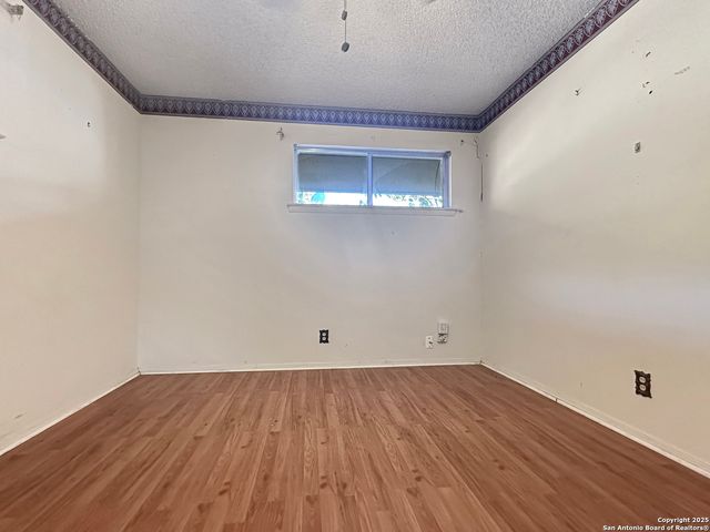 3923 Maxine, San Antonio, TX 78228