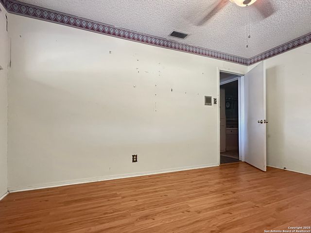 3923 Maxine, San Antonio, TX 78228