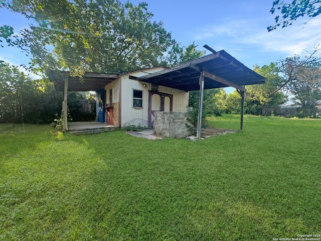 3923 Maxine, San Antonio, TX 78228