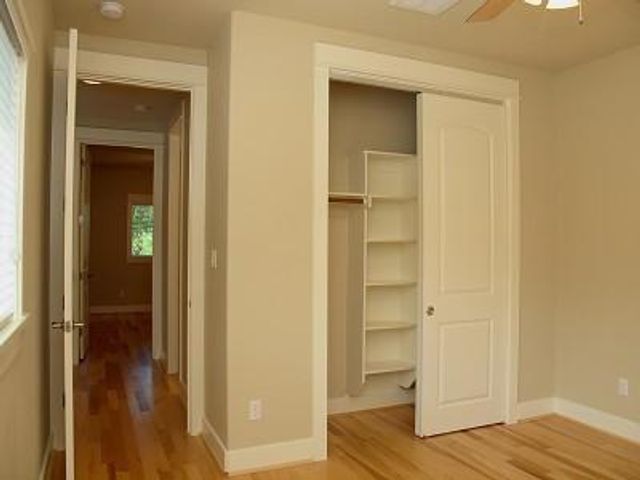 304 Zennia ST, Austin, TX 78751