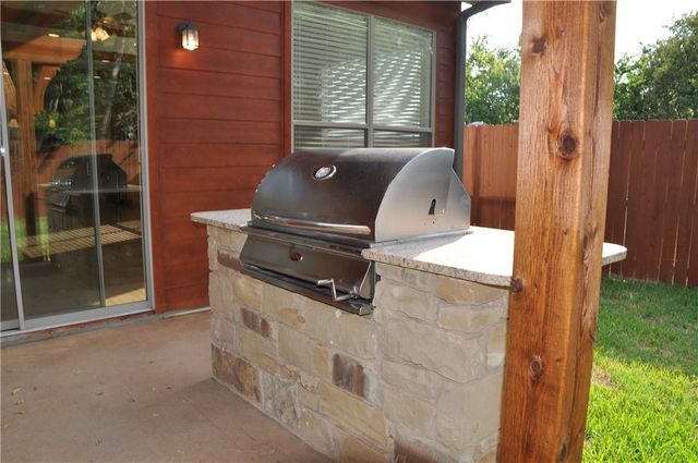 304 Zennia ST, Austin, TX 78751