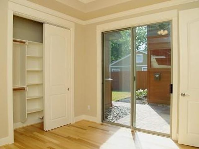 304 Zennia ST, Austin, TX 78751