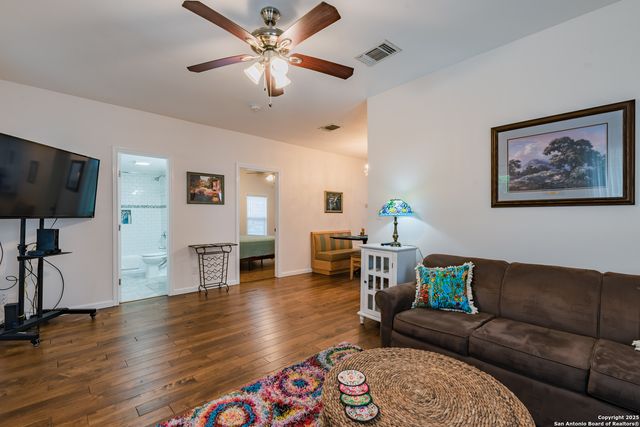 108 GROVETON ST, San Antonio, TX 78210