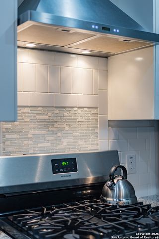 108 GROVETON ST, San Antonio, TX 78210