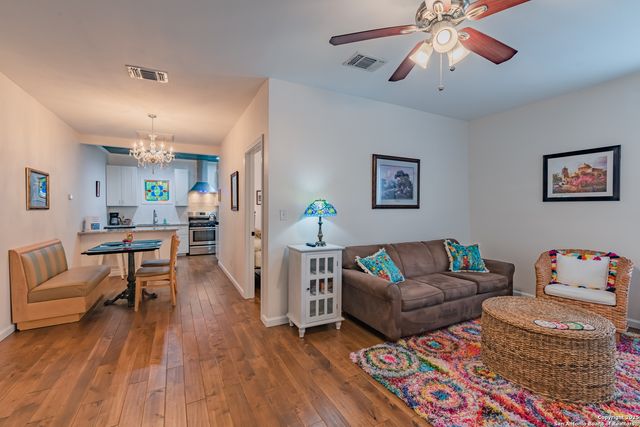 108 GROVETON ST, San Antonio, TX 78210