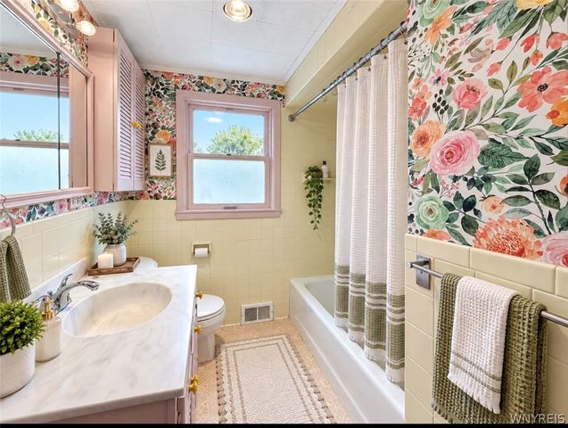 114 Newell Avenue, Tonawanda, NY 14150