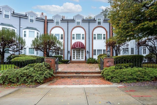 785 Washington Street 206, Norwood, MA 02062