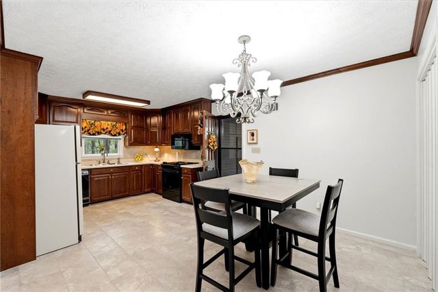 3121 Bonds Lake Road NW, Conyers, GA 30012