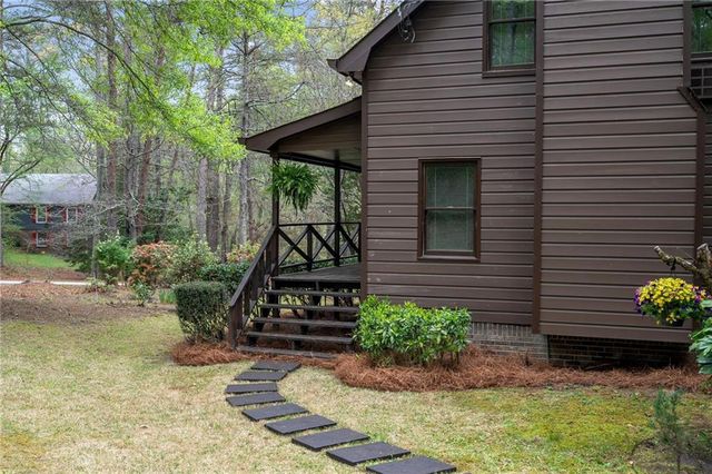 3121 Bonds Lake Road NW, Conyers, GA 30012