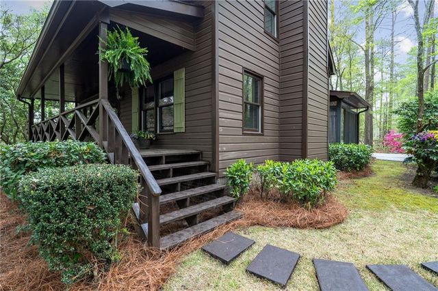 3121 Bonds Lake Road NW, Conyers, GA 30012