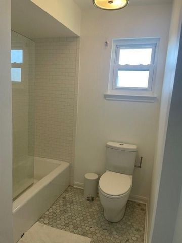 7312 Seawall Boulevard 106, Galveston, TX 77551