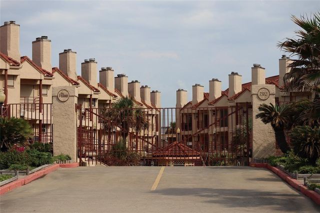 7312 Seawall Boulevard 106, Galveston, TX 77551