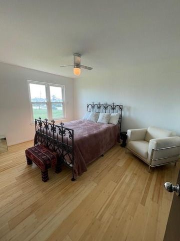 7312 Seawall Boulevard 106, Galveston, TX 77551