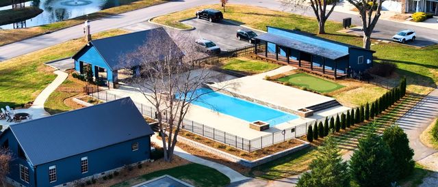 102 Cannonball Ct, Winchester, TN 37398