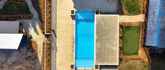 102 Cannonball Ct, Winchester, TN 37398