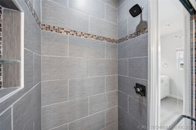 636 S Pecan Place, Oologah, OK 74053