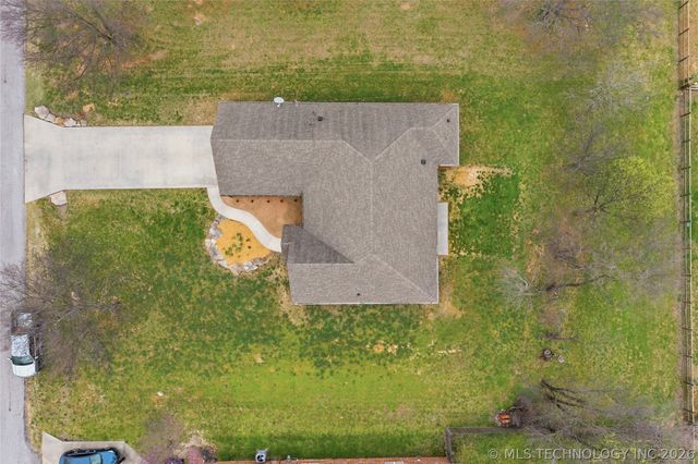 636 S Pecan Place, Oologah, OK 74053