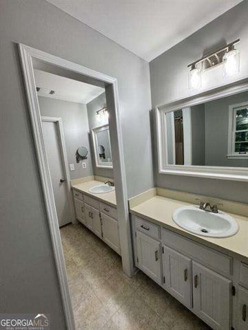 4788 Sunview Court, Suwanee, GA 30024