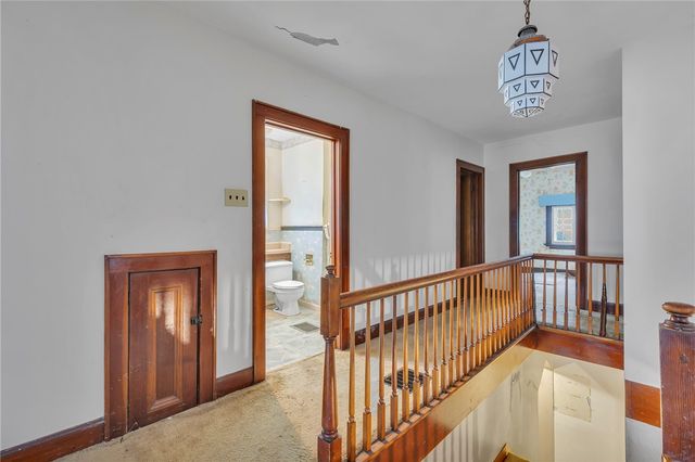 613 Briarcliff Dr, Center Twp, PA 15001