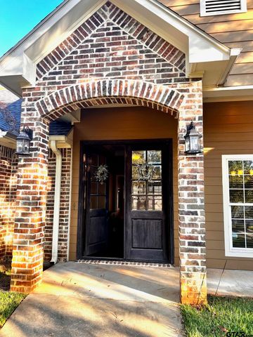 2906 Augusta, Jacksonville, TX 75766