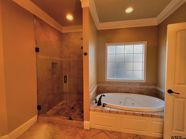 2906 Augusta, Jacksonville, TX 75766