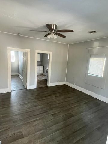 17 Sunset Avenue 1 & 2, Englewood, TN 37329