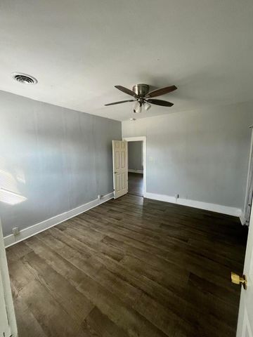 17 Sunset Avenue 1 & 2, Englewood, TN 37329