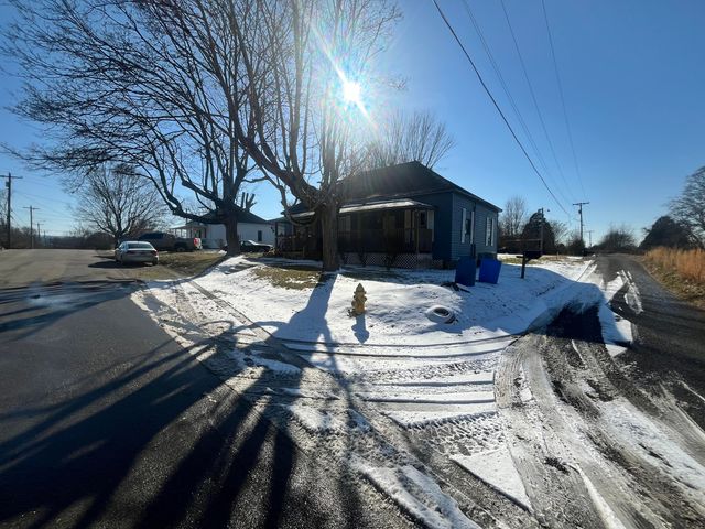 17 Sunset Avenue 1 & 2, Englewood, TN 37329