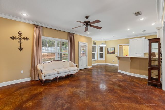 23 Shawnee Dr., Hattiesburg, MS 39402