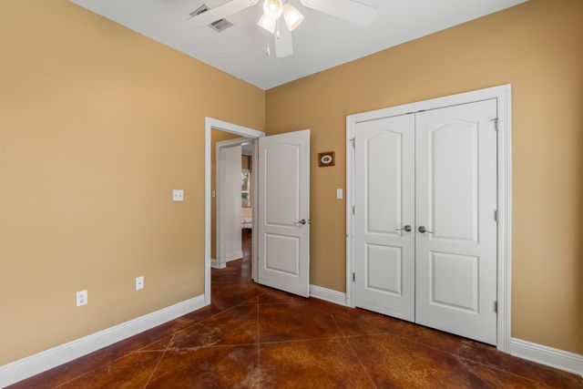 23 Shawnee Dr., Hattiesburg, MS 39402