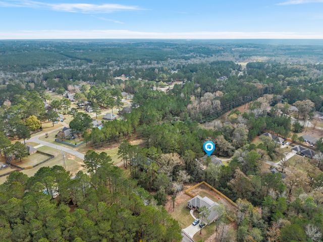 23 Shawnee Dr., Hattiesburg, MS 39402