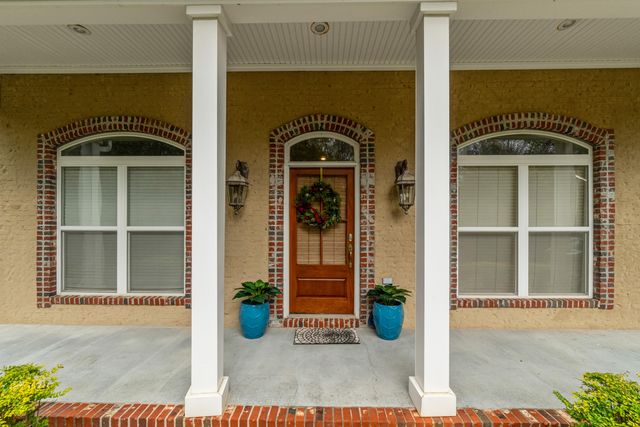 23 Shawnee Dr., Hattiesburg, MS 39402