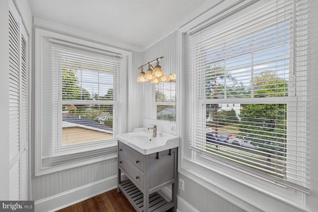 907 GRANDIN AVE, Rockville, MD 20851