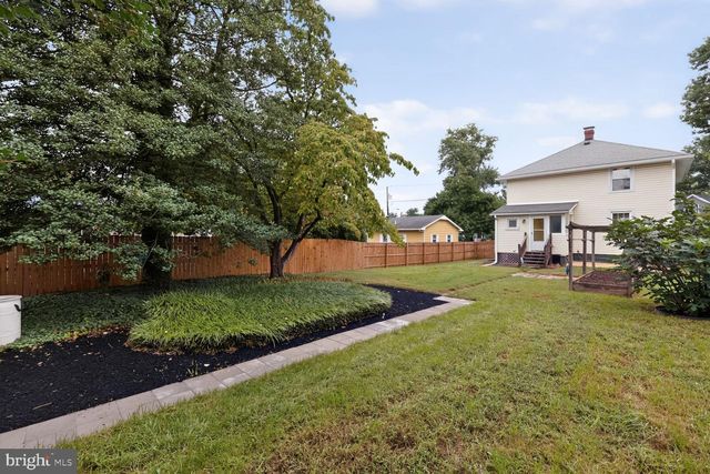 907 GRANDIN AVE, Rockville, MD 20851