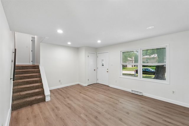 400 NW Morningside Drive, Grimes, IA 50111