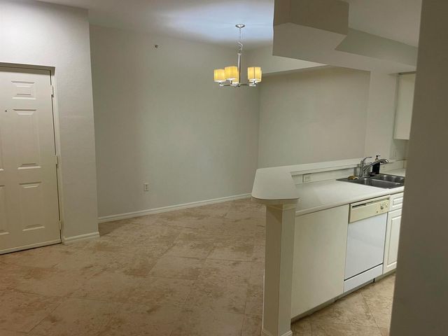 2729 Anzio Court 102, Palm Beach Gardens, FL 33410