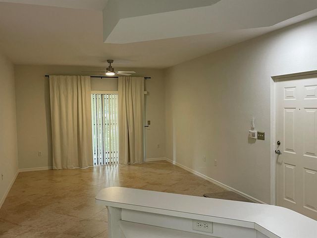 2729 Anzio Court 102, Palm Beach Gardens, FL 33410