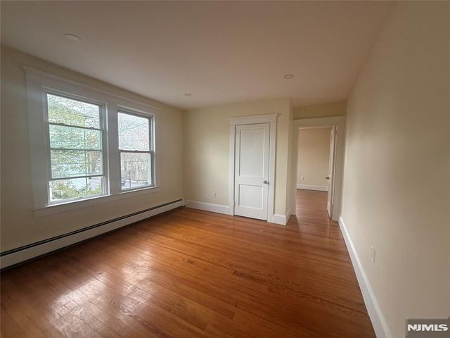 131 Paris Avenue 3, Northvale, NJ 07647