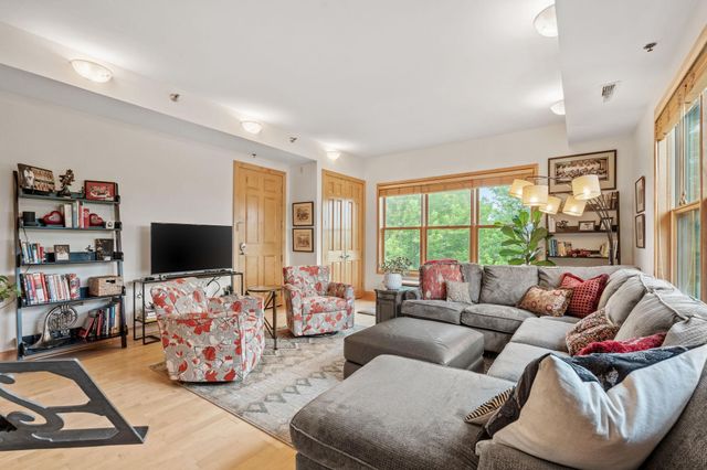 633 Dayton Avenue 8, Saint Paul, MN 55104