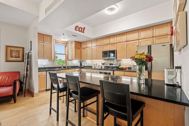 633 Dayton Avenue 8, Saint Paul, MN 55104