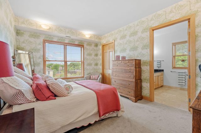 633 Dayton Avenue 8, Saint Paul, MN 55104