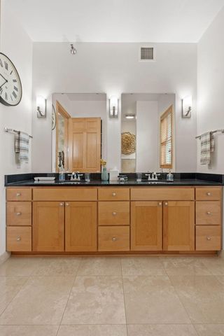 633 Dayton Avenue 8, Saint Paul, MN 55104