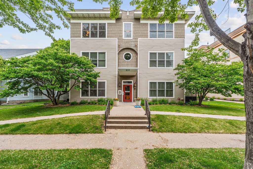 633 Dayton Avenue 8, Saint Paul, MN 55104