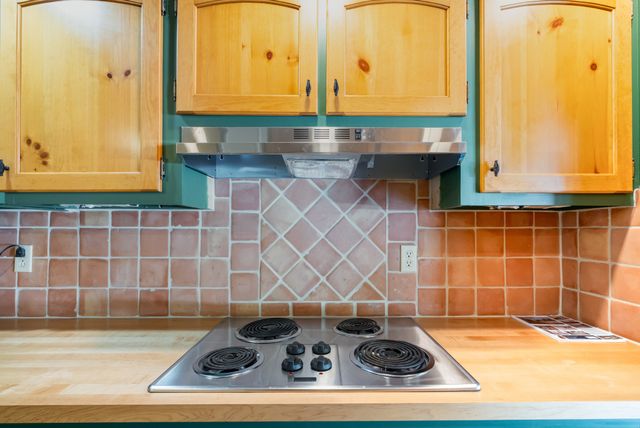 4200 West End Ave Apt 203, Nashville, TN 37205