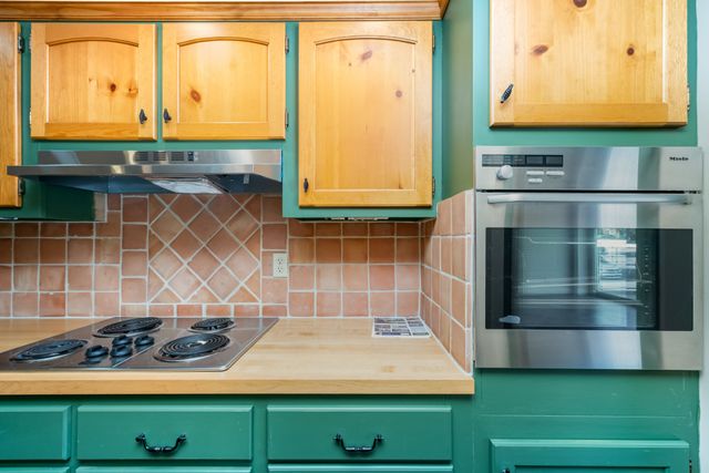 4200 West End Ave Apt 203, Nashville, TN 37205