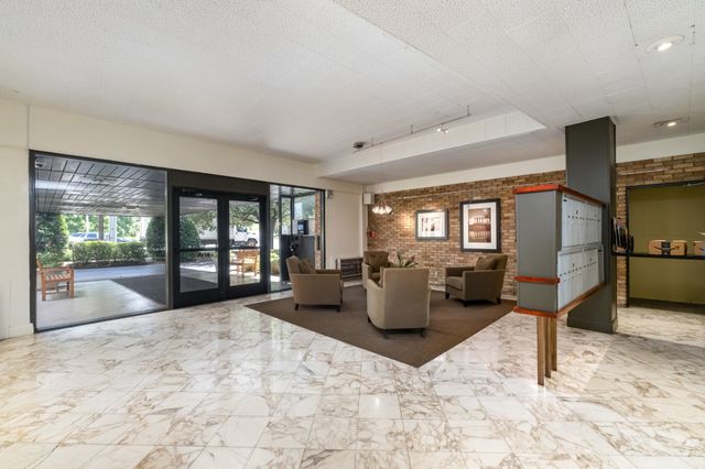 4200 West End Ave Apt 203, Nashville, TN 37205