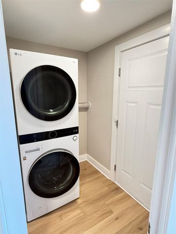 2011 Ammann Drive, Adel, IA 50003