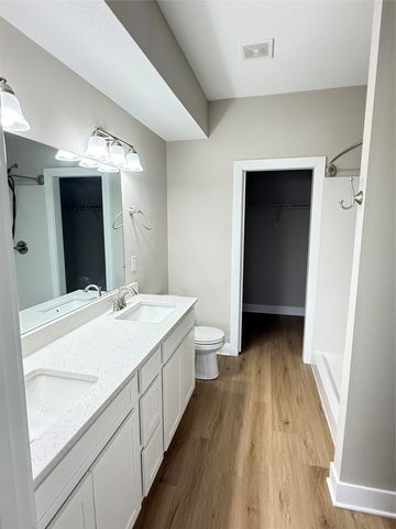 2011 Ammann Drive, Adel, IA 50003