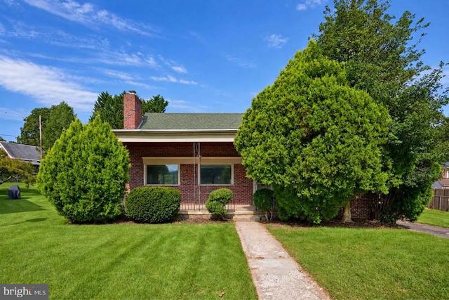 102 MAYER ST, Reading, PA 19606
